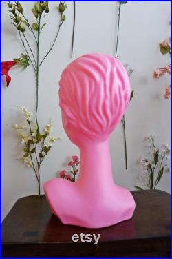 70s Hot Pink Twiggy Mannequin Display Head Bust Retro Rare Unique Wig Hat Display Head MOD GOGO Hair Salon Head Mannequin