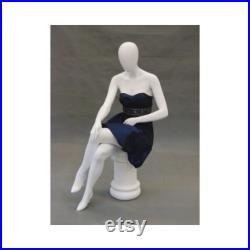 Adult Women's Seated Egg Head Matte White Fiberglass Mannequin with Stool GS9W2