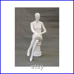 Adult Women's Seated Egg Head Matte White Fiberglass Mannequin with Stool GS9W2