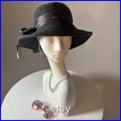 DE-LIANG luxury female mannequin head, White Model head for hair hat sunglasses display, with ear holes,Perfect for Accessories and Home Decor