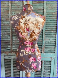 FABRIC COVERED MANNEQUIN Dressform