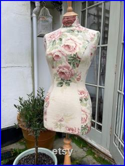 FABRIC COVERED MANNEQUIN Dressform