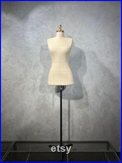 Female Rehearsal Mannequin with Professional Guide Lines,Tailor Mannequin with needle insertion
