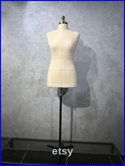 Female Rehearsal Mannequin with Professional Guide Lines,Tailor Mannequin with needle insertion