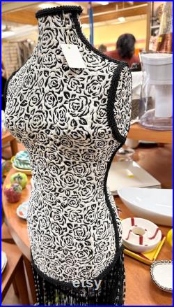 Flapper Girl Mannequin