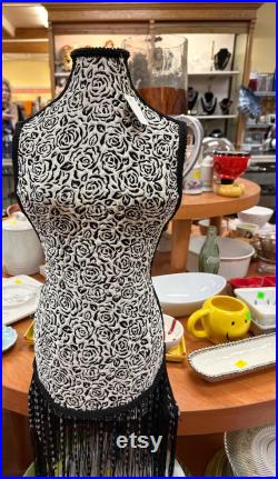 Flapper Girl Mannequin