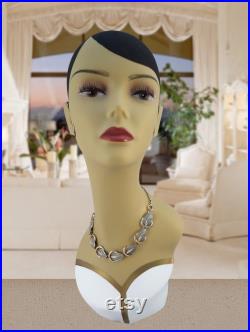 Glamour Flapper Style Mannequin Head M2022