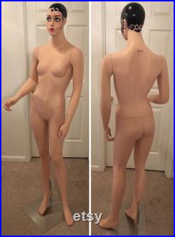 Magda Rust full female mannequin RARE Item hand painted in 2010 by Magda Rust