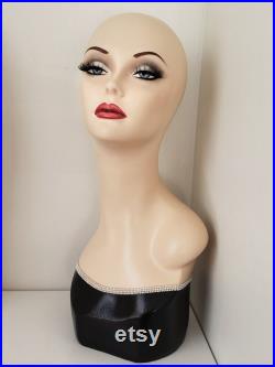 Mannequin display bust for wigs and accessories