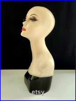 Mannequin display bust for wigs and accessories