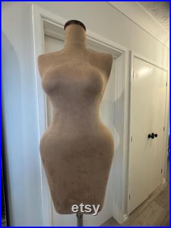Mannequin dress form dummy torso wasp waist brazilian plus size