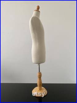 Mens 1 2 Half Scale of Size 40 Professional Body Form (table top adjustable)