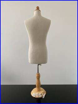 Mens 1 2 Half Scale of Size 40 Professional Body Form (table top adjustable)