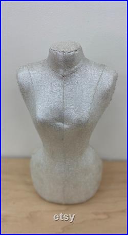 Mini Mannequin 12 Necklace Form