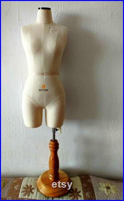 Mini half scale mini mannequin size S M size 6 fully pinnable PU base
