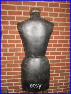 PICK UP ONLY.Vintage Fabulous 34x24x35 Standing Store Display Dress Form Mannequin with Cast Iron Clawfoot Base