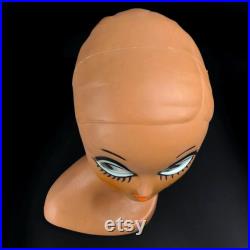 Rare collector's Twiggy hat head signed Huard from 1971 in painted plastic 1970s display bust France Pop Decor Vintage Puppet