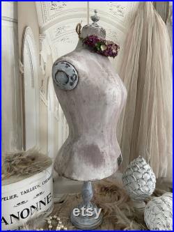 Rarity Antique table bust corset bust