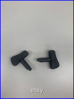 Replacement adjustment key to set your DRESS FORM (A set of 2 pieces)