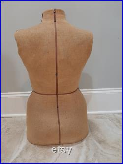 Vintage 1950s Singer Female Sewing Form Mannequin Dressmaker Dummy Real Gal Sized Medium to Large Great Shop Display