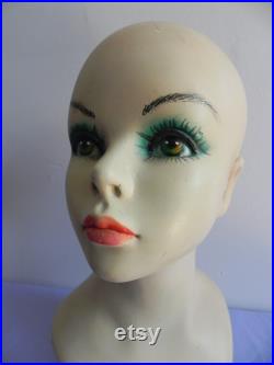 Vintage 60s Mannequin Head Mod Psyche Makeup