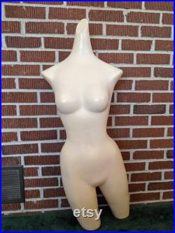 Vintage Lightweight Plastic Woman 32x22x32 Mannequin Store Display as found