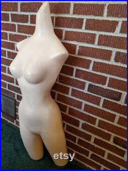 Vintage Lightweight Plastic Woman 32x22x32 Mannequin Store Display as found