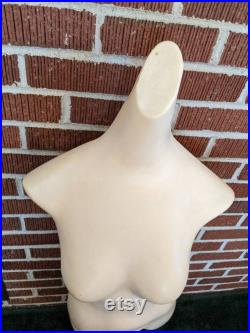 Vintage Lightweight Plastic Woman 32x22x32 Mannequin Store Display as found