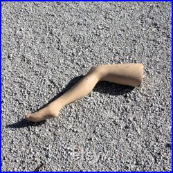 Vintage Mannequin Female Leg Lower Limb Right Store Hosiery Display Photo Prop Leg Lamp Halloween Party Haunted House Decor