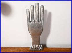 Vintage Metal Hand Deco Style Objet d'art device